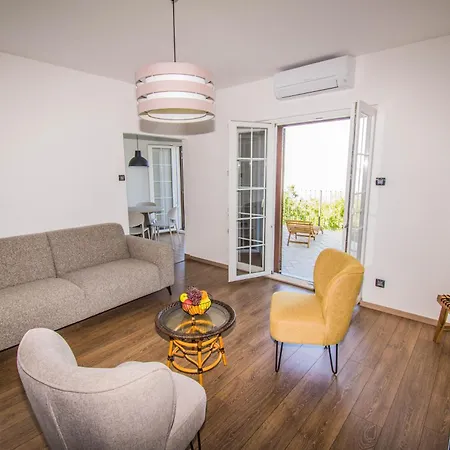 Daire Vincent With Beautiful Sea View Terrace *