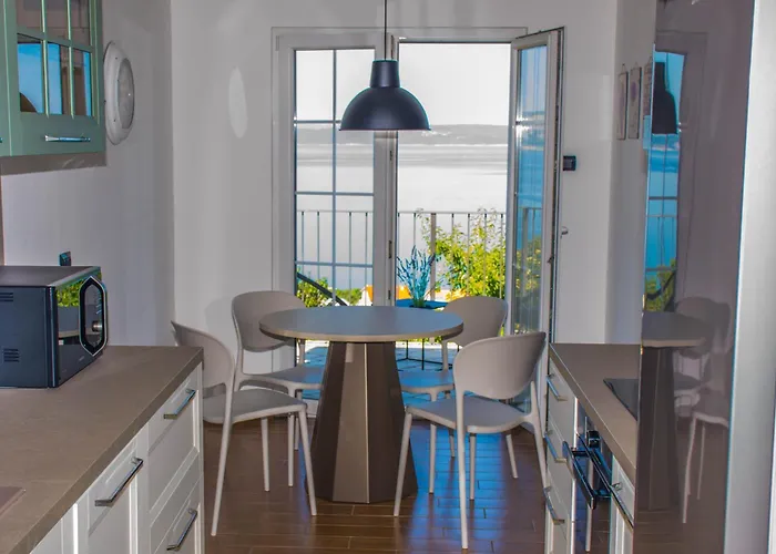 דירה Vincent With Beautiful Sea View Terrace קלנוביצה