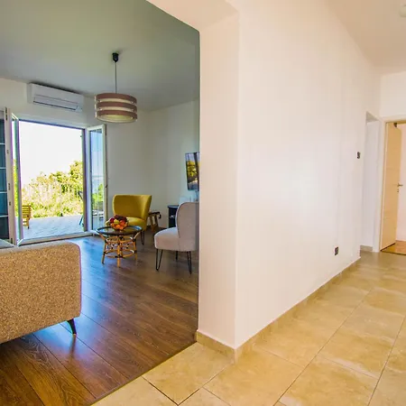 Vincent With Beautiful Sea View Terrace Apartmán Klenovica