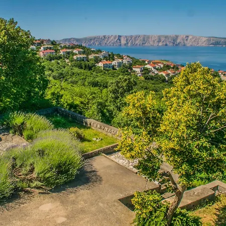 Vincent With Beautiful Sea View Terrace