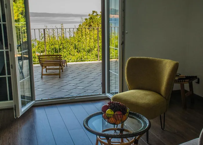 Апартаменты Vincent With Beautiful Sea View Terrace *